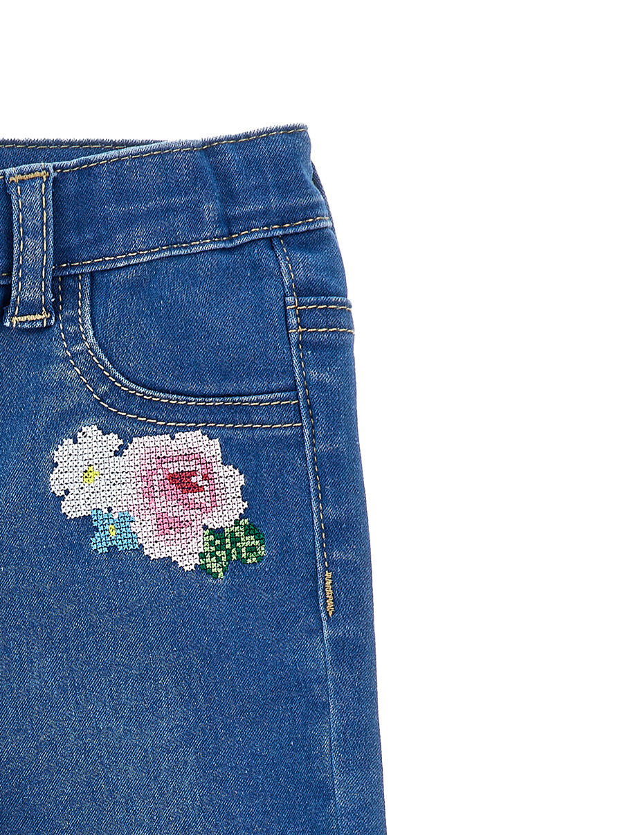 Jeans Monnalisa Denim con Ricamo Fiore 39G4031