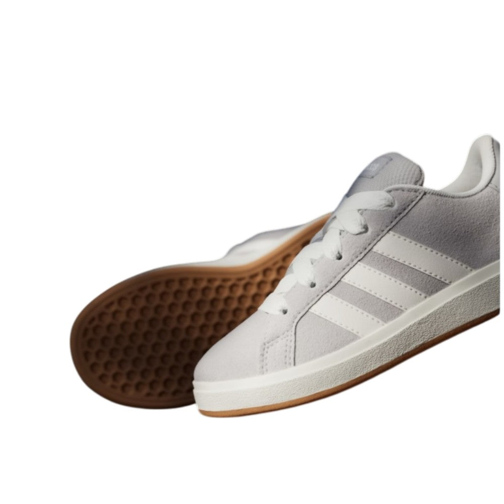 Adidas Sneaker Lifestyle JH6179 Grigio Ghiaccio con Bande Bianche e Fondo Gum